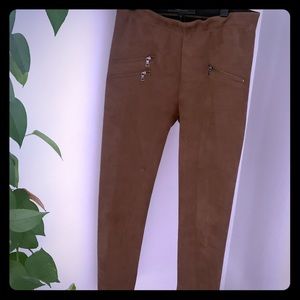 BcbgMaxAzria suede pants ⭐️